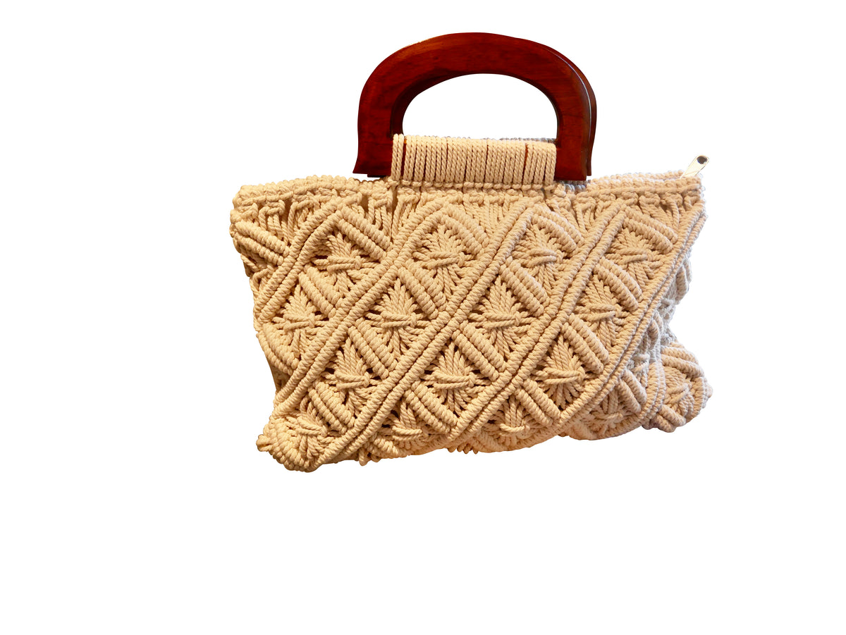 Macrame Handbag with Wooden Handle (27x25x2 cm)